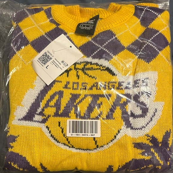 Lakers Sweater from Forever 21,sized large - Picture 3 of 3